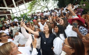 Carolina recibe respaldo de las  mujeres en estructuras de PRM