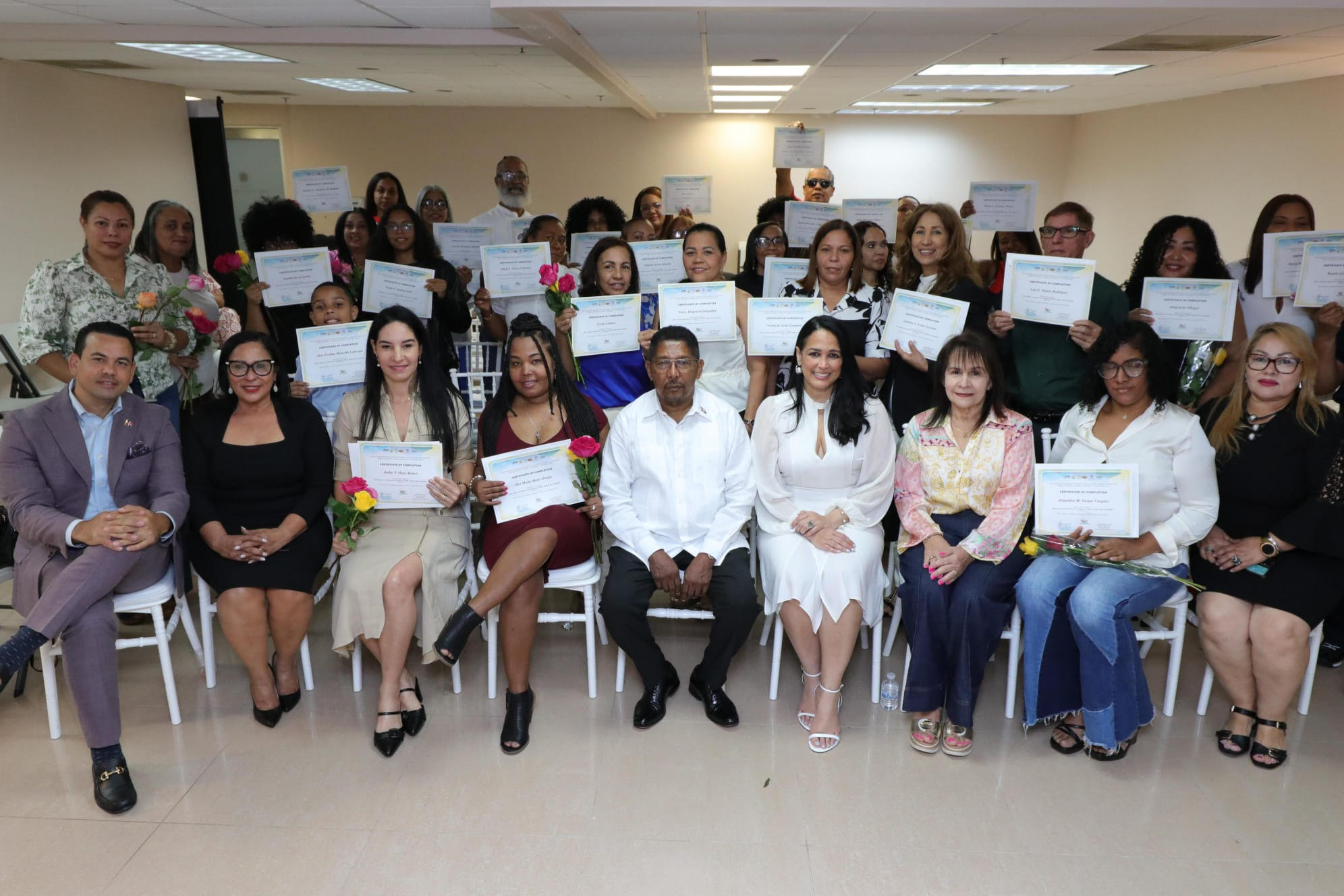 PUERTO RICO: INDEX reconoce grupo graduados de geriatría imagen