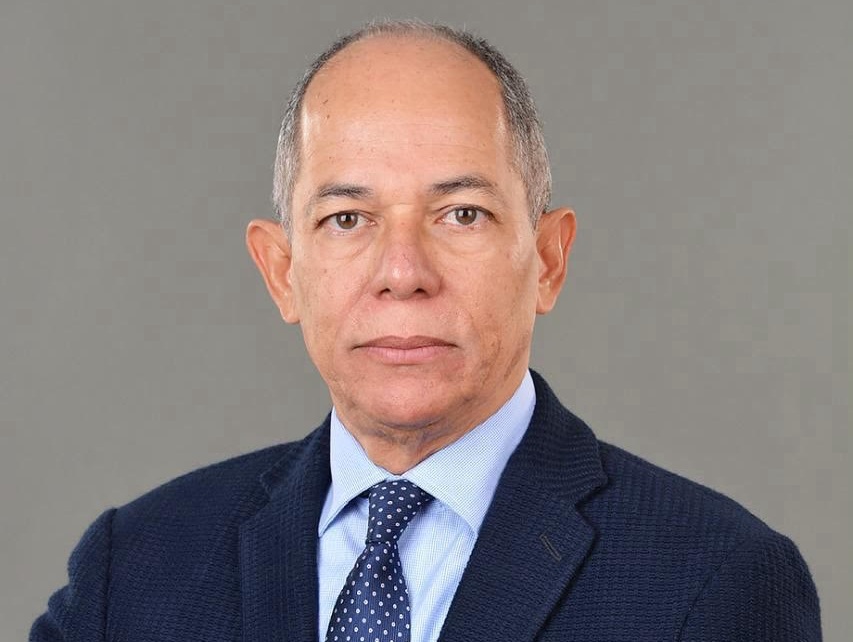 Pide evitar tasa del dólar siga subiendo en Rep. Dominicana imagen