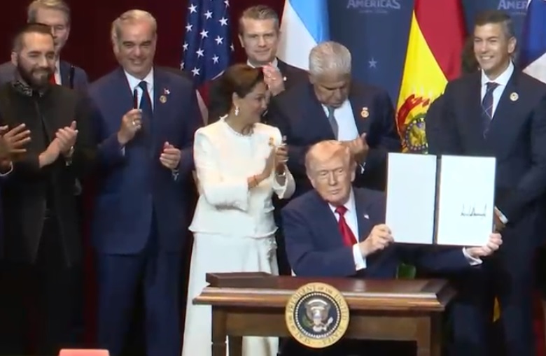 Concluye cumbre con firma de  coalición militar contra narcos