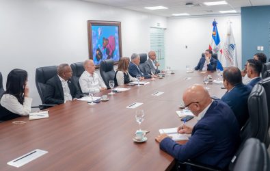 Acuerdan en RD medidas para garantizar el flujo de productos