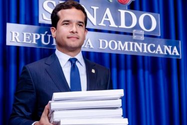 Somete de nuevo proyecto eliminar anticipo a mipymes