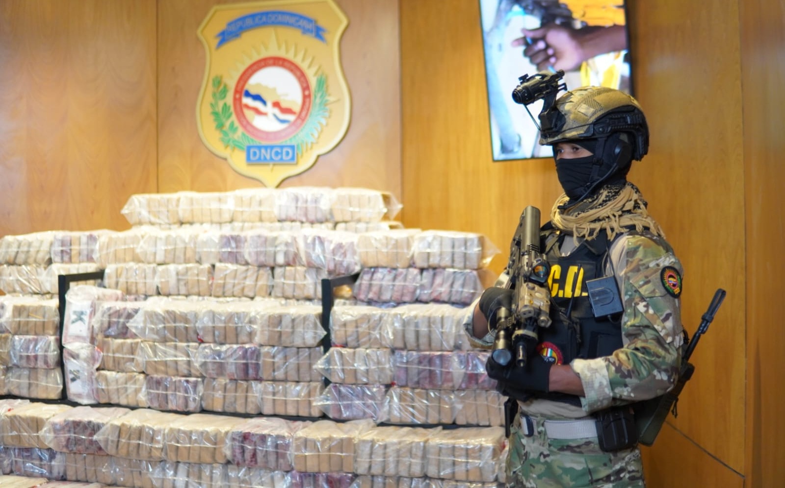 DNCD ocupa 700 paquetes de cocaína en el puerto Caucedo imagen