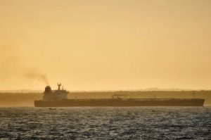 Un petrolero ruso con 100 mil toneladas de crudo llega a Cuba Un petrolero ruso con 100 mil toneladas de crudo llega a Cuba