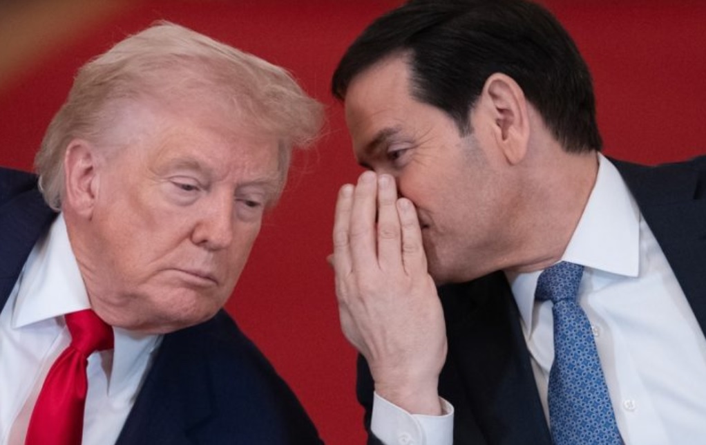 Trump insiste en que Cuba «está negociando» porque «no tienen dinero ni petróleo»