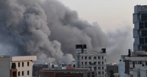 Irán confirma 1.200 muertos y 10.000 heridos en ataques EEUU