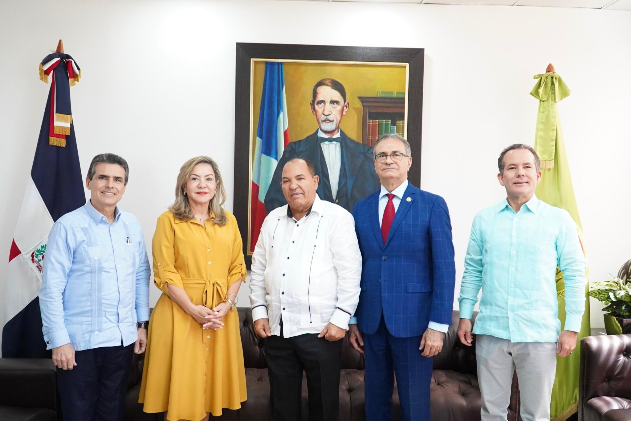 Cónsul RD en Puerto Rico visita Tribunal Superior Electoral imagen