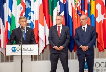 RD firma un acuerdo con OCDE,  primer paso hacia la adhesión