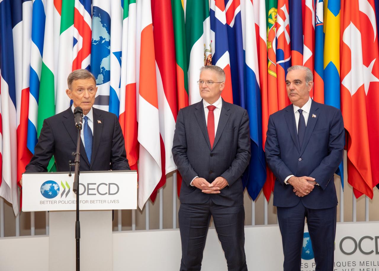 RD firma un acuerdo con OCDE, primer paso hacia la adhesión imagen