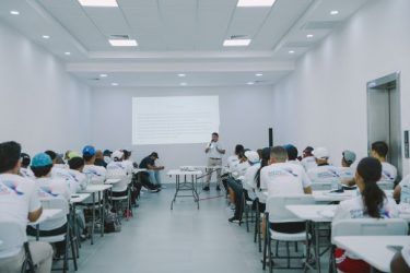 Capacitan técnicos de tenis para Juegos Centroamericanos 2026