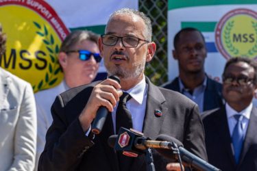 Alix Fils-Aimé presenta nuevo gobierno de transición en Haití