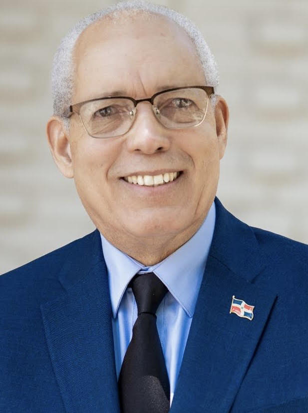 Urge reformar la Ley 183-02 imagen