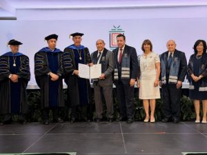 UNICARIBE otorga Doctor Honoris Causa a García Fermín UNICARIBE otorga Doctor Honoris Causa a García Fermín