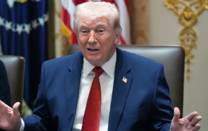 Trump critica al Reino Unido por no sumarse a guerra contra Irán Trump critica al Reino Unido por no sumarse a guerra contra Irán