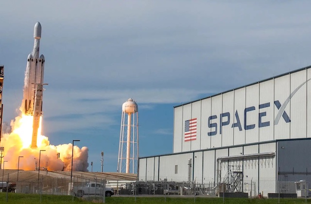 SpaceX busca ingresar 75.000 millones dólares salida a bolsa imagen