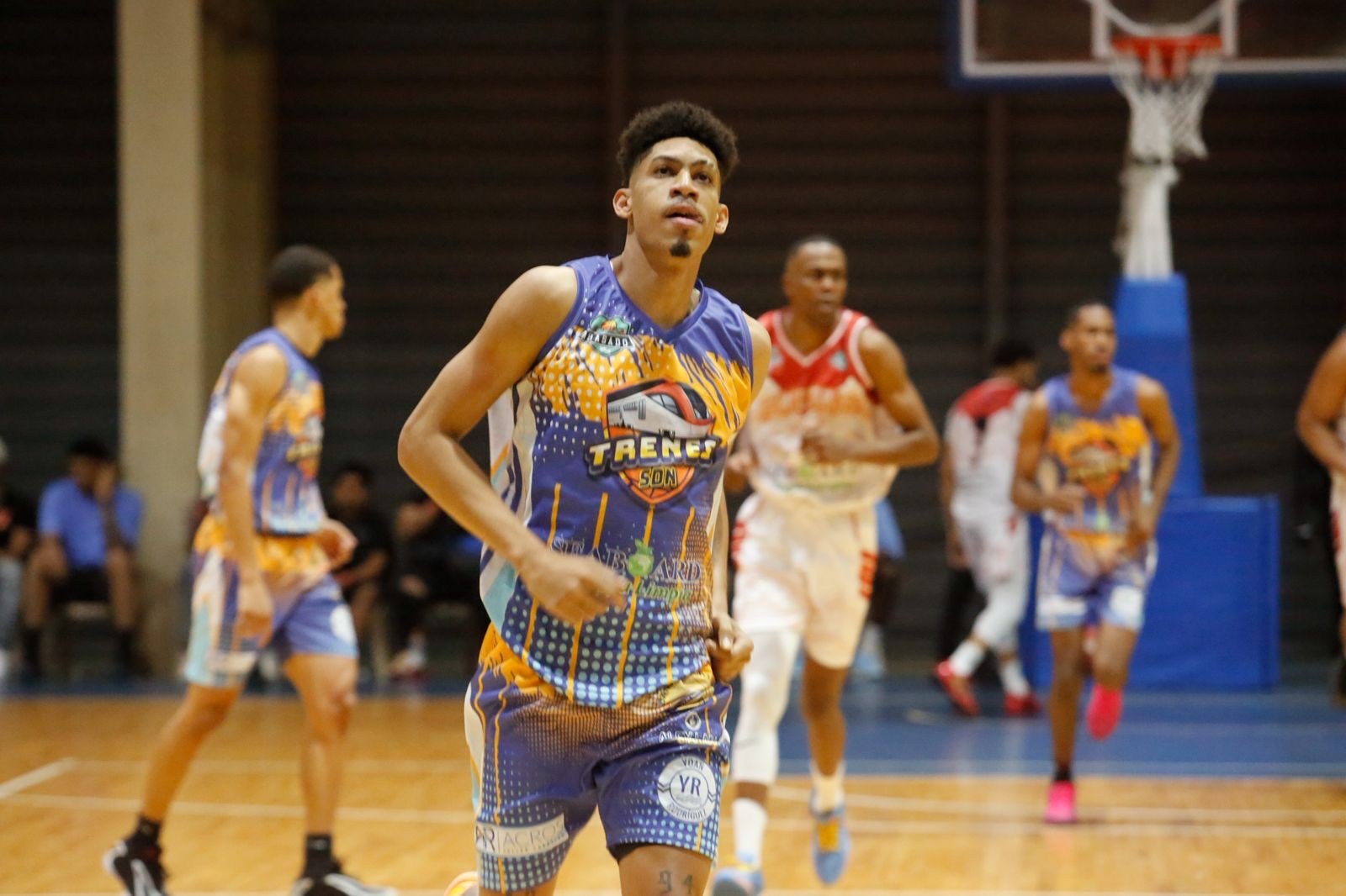 Trenes golpea a Caobas City y asume primer lugar del TBS SD imagen