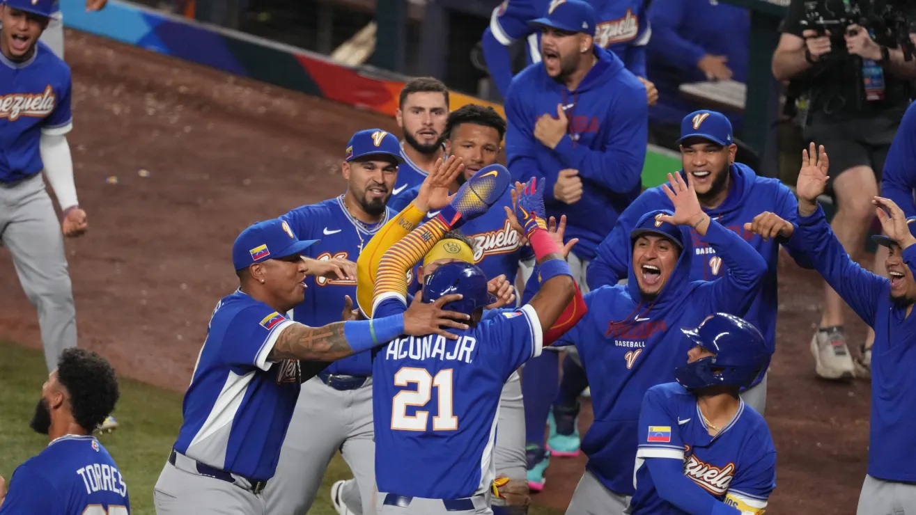 Venezuela vence Italia y jugará final Clásico Mundial con EEUU imagen