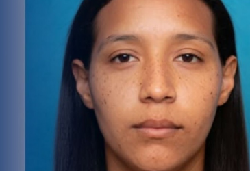 Envían a prisión a profesora por obligar una niña a tragar vómito