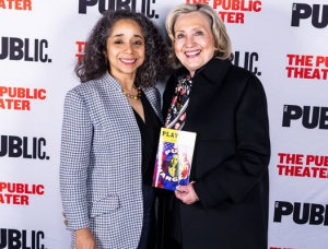 NY: Dominicana Julissa Reynoso presenta obra «Carga Pública» NY: Dominicana Julissa Reynoso presenta obra «Carga Pública»