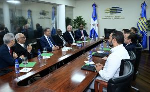 Leonel: «Sacrificios económicos    los debe asumir el Gobierno»