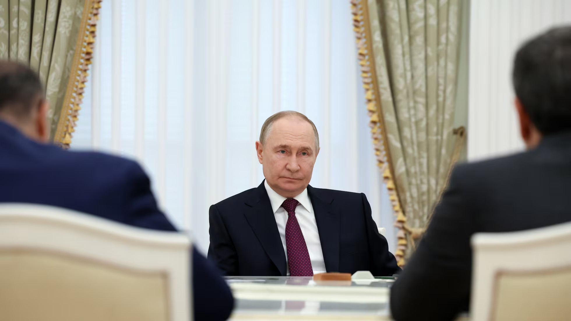 Putin afirma Rusia intercederá por Irán «para acelerar la paz»