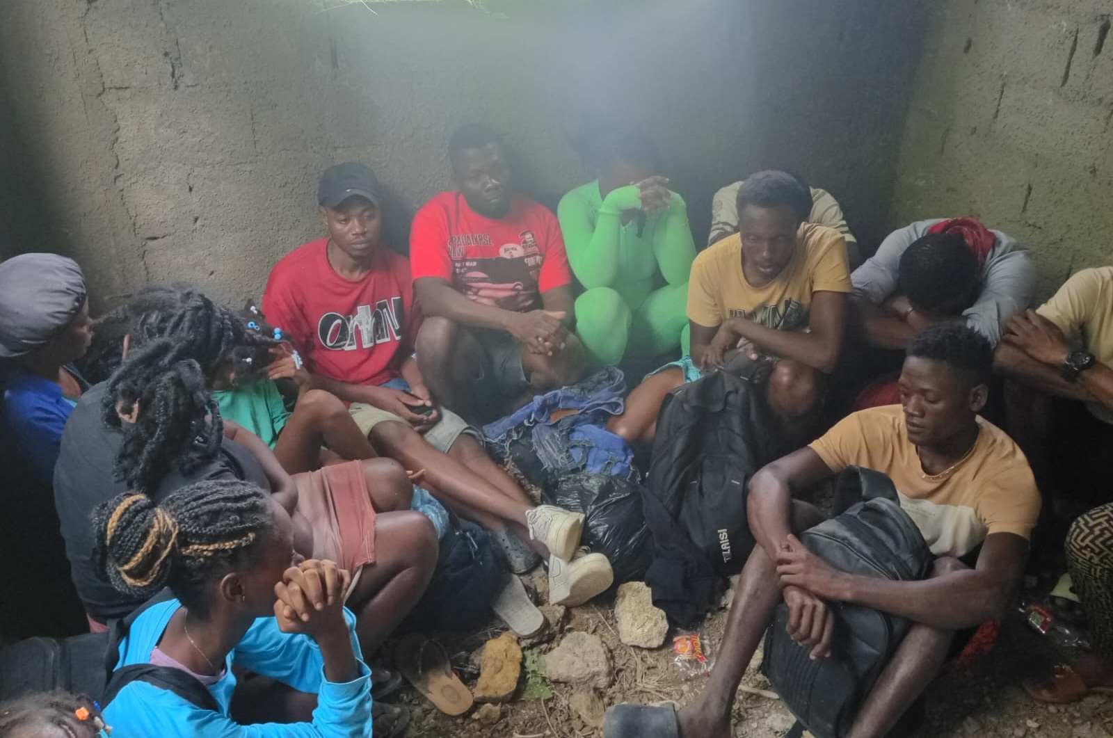 El Ejército de RD detieve a 49 haitianos en finca de Dajabón