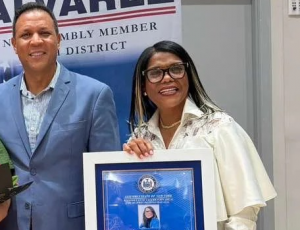 NY: Asambleísta reconoce líder comunitaria Ramona Almonte