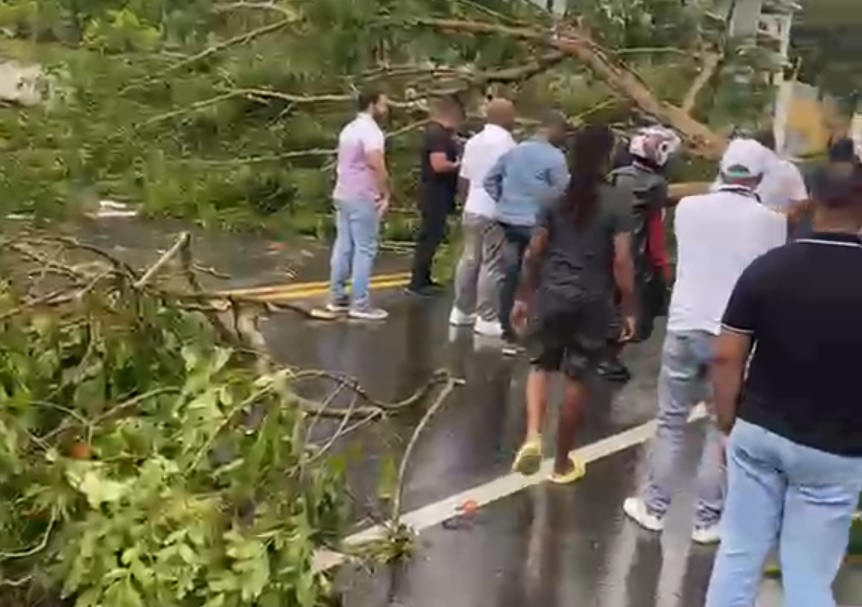 Un tornado y lluvias provocan  inundaciones en Puerto Plata