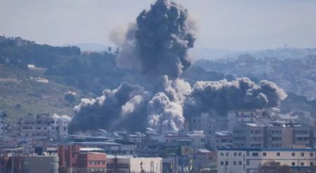 Israel también cesa ataques a Irán pero los mantiene a Líbano Israel también cesa ataques a Irán pero los mantiene a Líbano