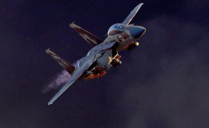 Irán afirma derribó dos aviones de combate de EU en territorio