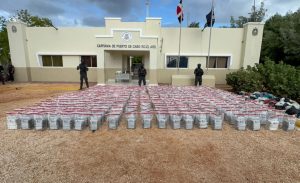 RD, con apoyo EU, incauta 1,6   toneladas cocaína Pedernales