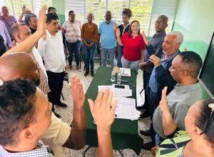 PLD juramenta dirección de la corriente magisterial Hostos