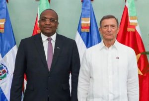 Rep. Dominicana y Surinam preocupados por crisis Haití Rep. Dominicana y Surinam preocupados por crisis Haití