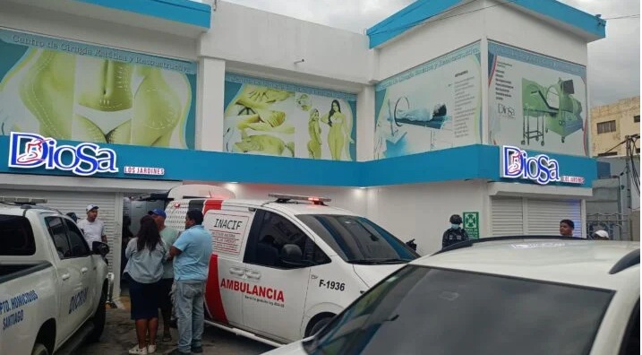 Disponen el cierre definitivo de centro estético en Santiago imagen