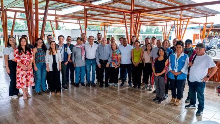 COLOMBIA: Gobierno y grupo armado retoman diálogo de paz