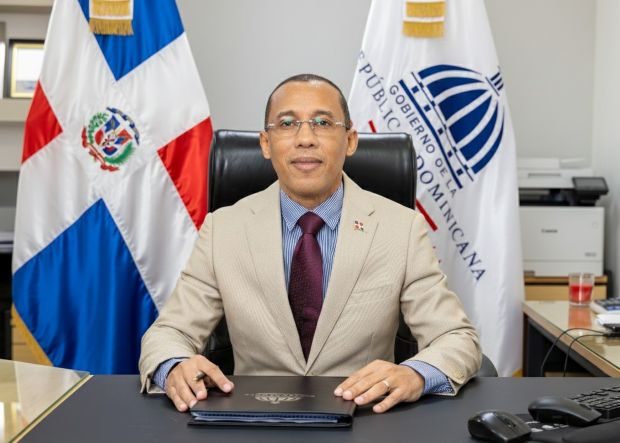 Contraloría fortalece control en los procesos pagos de contratos imagen