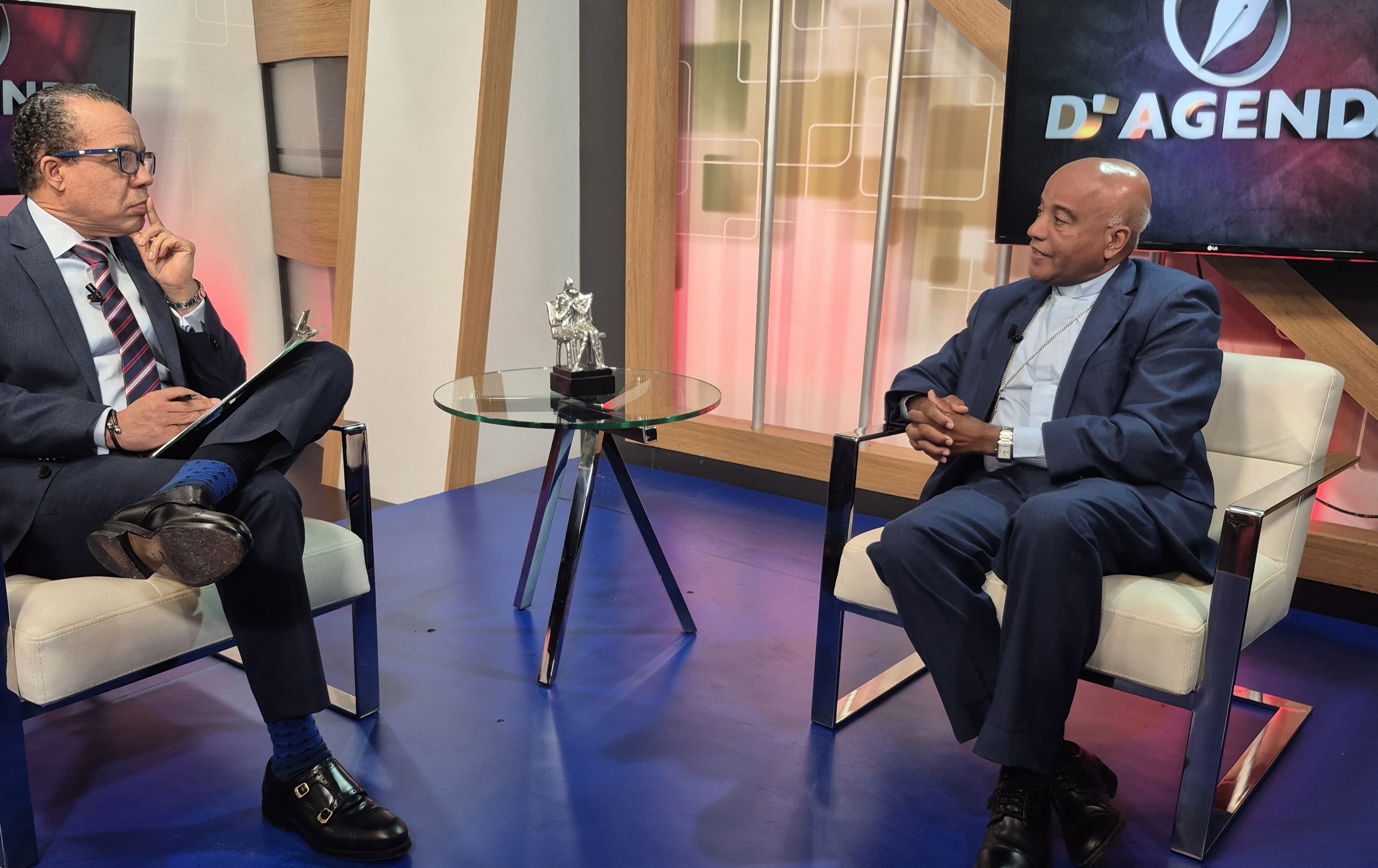 Obispo pide cruzada nacional pacificadora en R. Dominicana imagen
