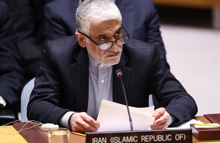 Irán exige que EE.UU. levante bloqueo de estrecho de Ormuz