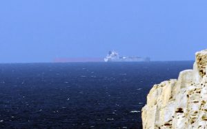 Irán volvió a cerrar el estrecho de Ormuz tras ataque de Israel