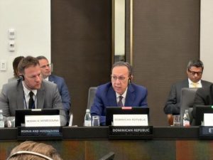 Gobernador de BCRD participa en cita de alto nivel en EE.UU.