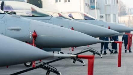 PERU: Dimiten dos ministros por aplazarse compra aviones a EU