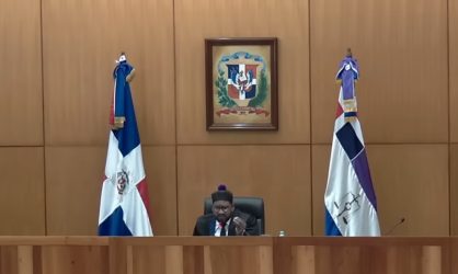 Juez oye querellantes y aplaza audiencia Jet Set para 1 mayo