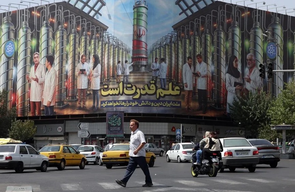 Irán dice no negociará sin paz Líbano; Vice EU viajó Islamabad