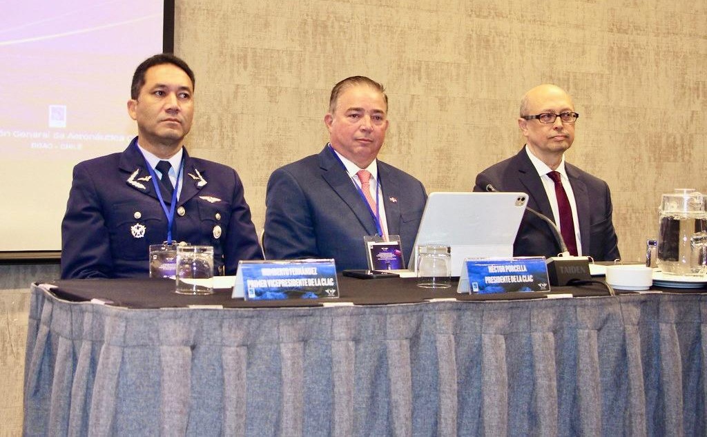 RD impulsa agenda regional de aviación desde presidencia CLAC imagen