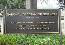 Trump destituye miembros de Junta Nacional Ciencias de EU