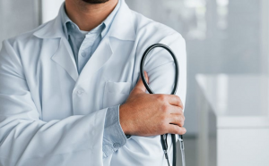 Salud abre convocatoria a 1,400 plazas de residencias médicas Salud abre convocatoria a 1,400 plazas de residencias médicas