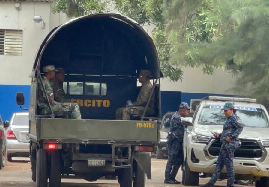 Navarrete está militarizado en medio de paro por 24 horas