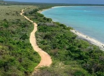Frente Amplio dice defenderá  límites Parque Nacional Jaragua