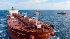 Petrolero enviado por Rusia a Cuba entregó 100 mil t de crudo