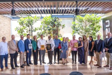 Reid & Compañía celebra la premiación Dealers 2026